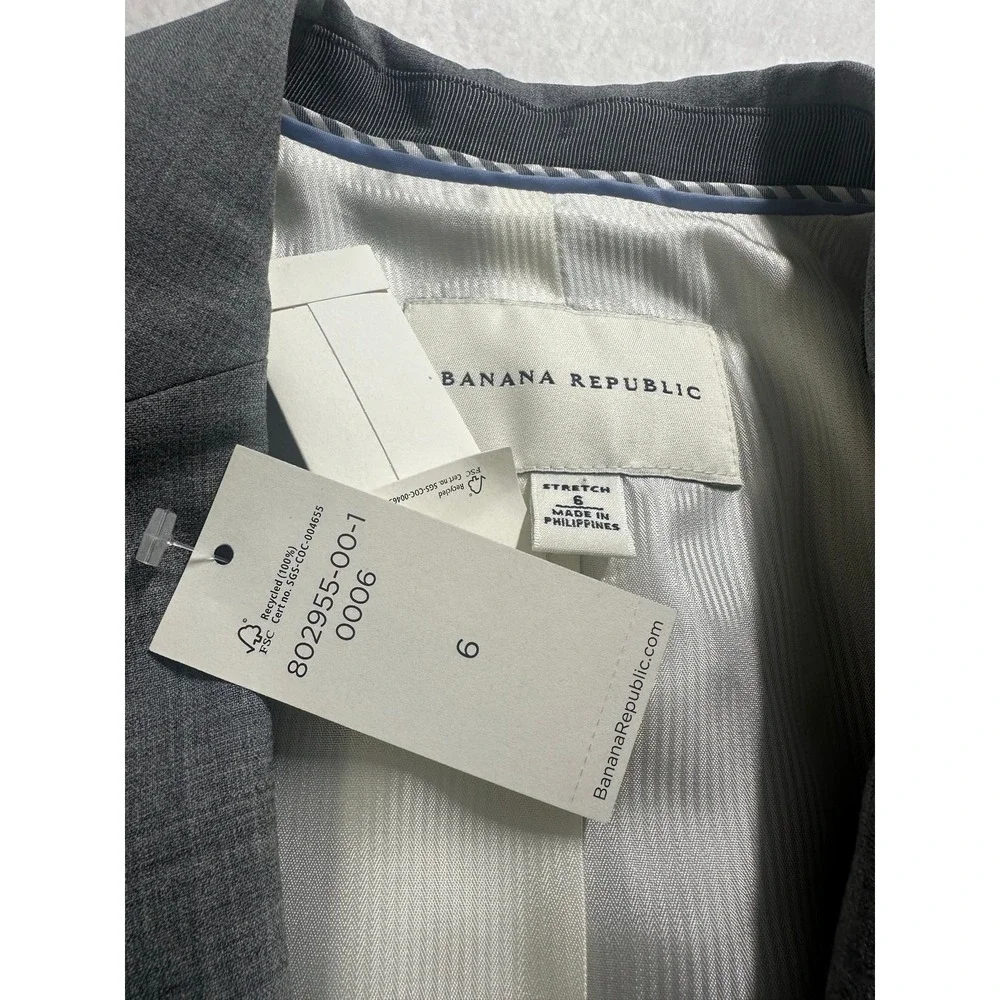 NWT BANANA REPUBLIC Women Stretch Wool Career Blazer size 6 Fully Lined 2 Button